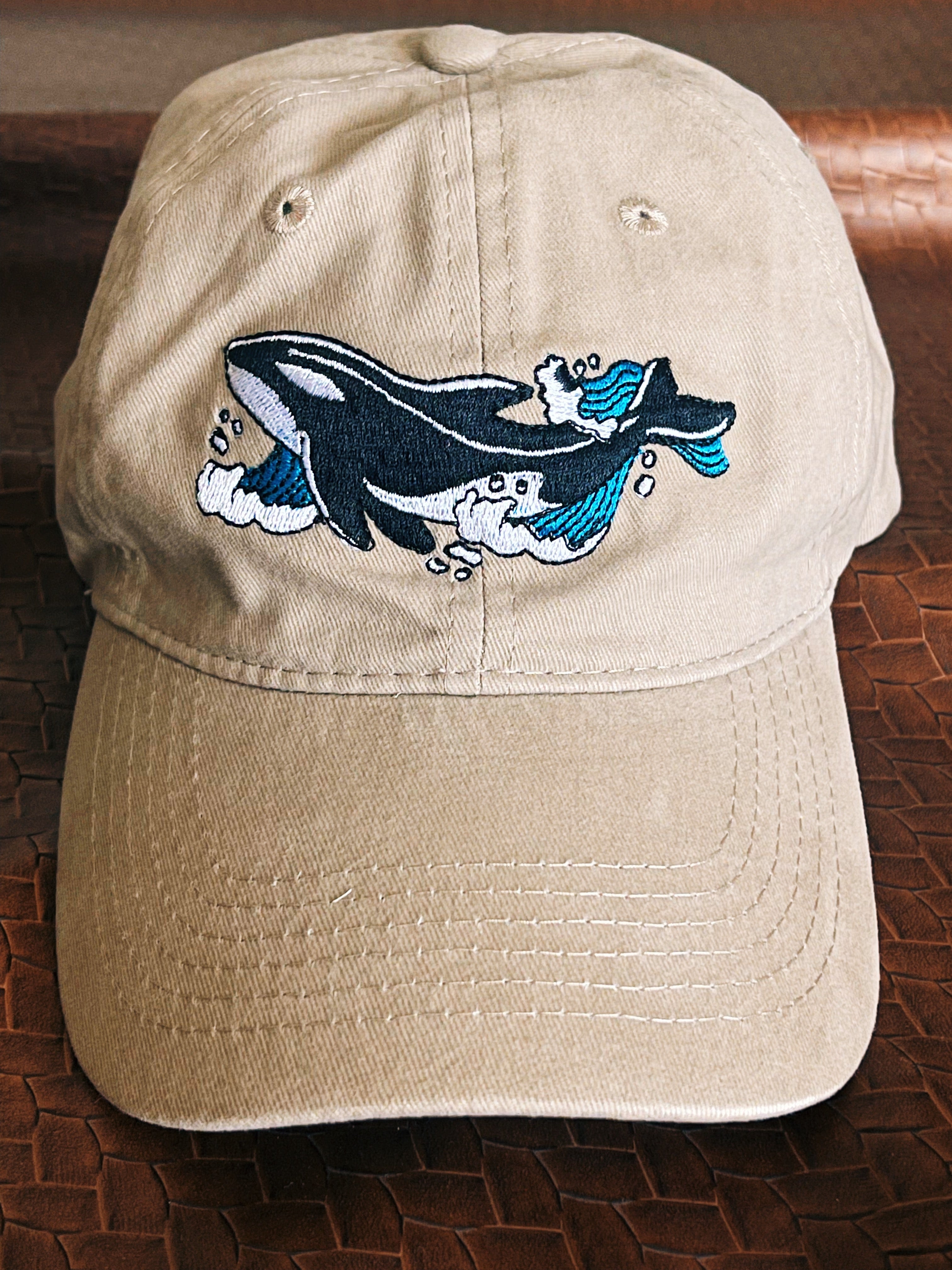 Orca Love Hat – Panoramic Ocean